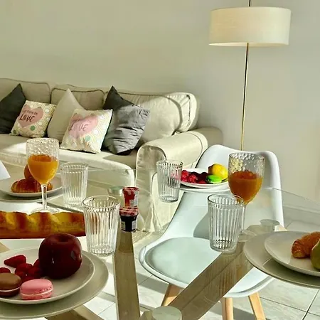 Juana Apartment